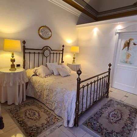 Bellini Garden Suite 卡塔尼亚 外观 照片